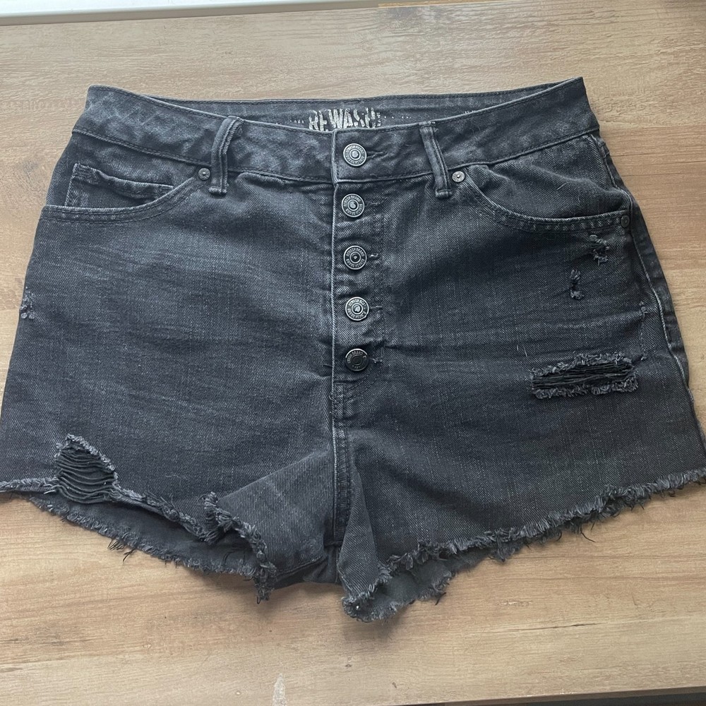 American Original Rewash black booty shorts size 9/29, high rise button up short